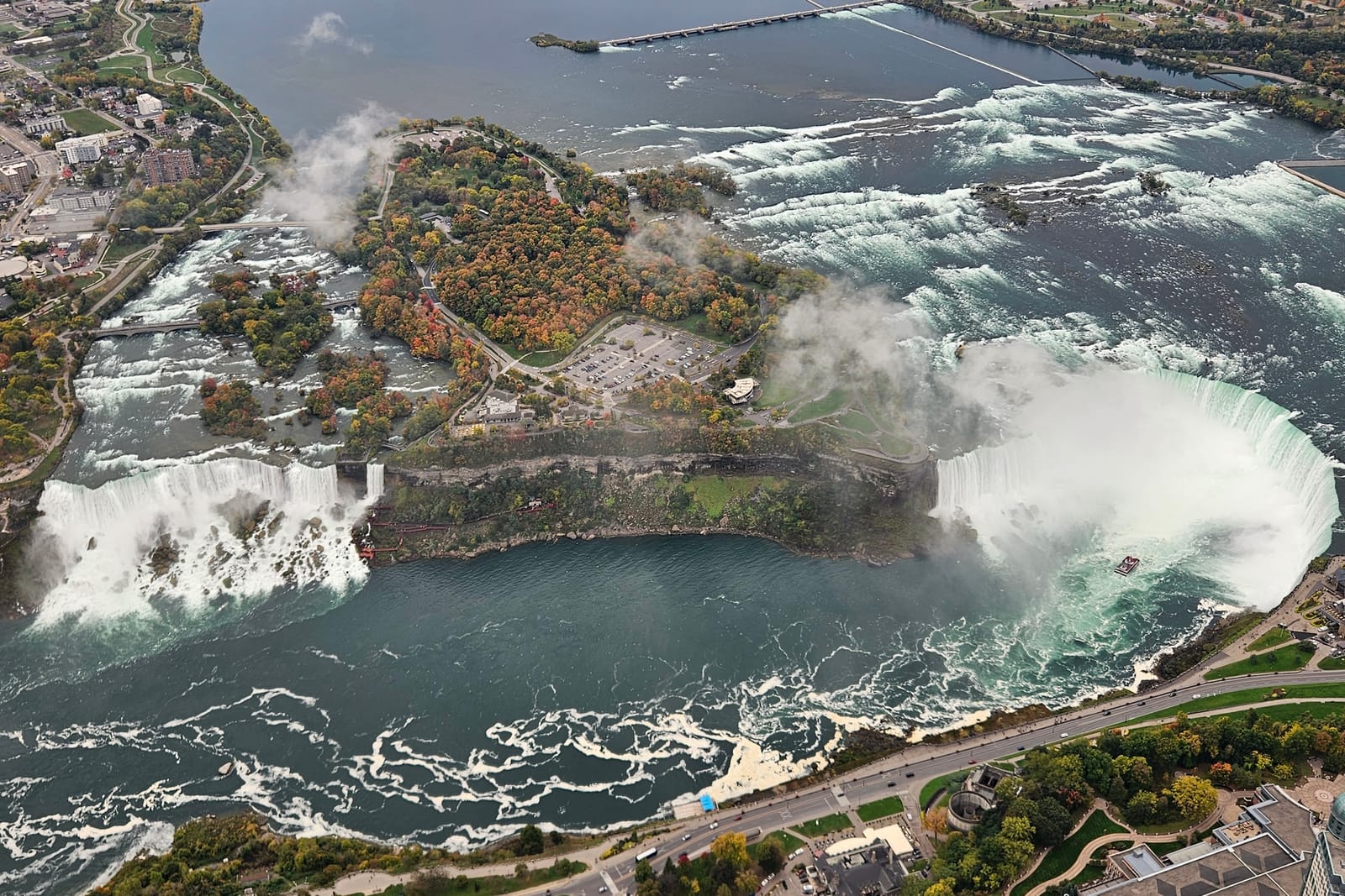 Niagara Falls Day Trip by Air with Seasonal Maid of the Mist