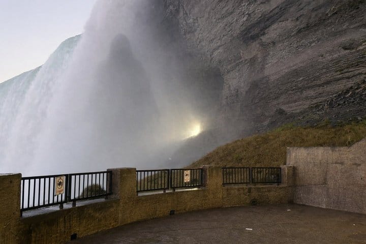 Niagara Falls USA: Ghost, Mob & Crime Tour — Mist and Madness