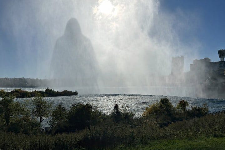 Niagara Falls USA: Ghost, Mob & Crime Tour — Mist and Madness 2