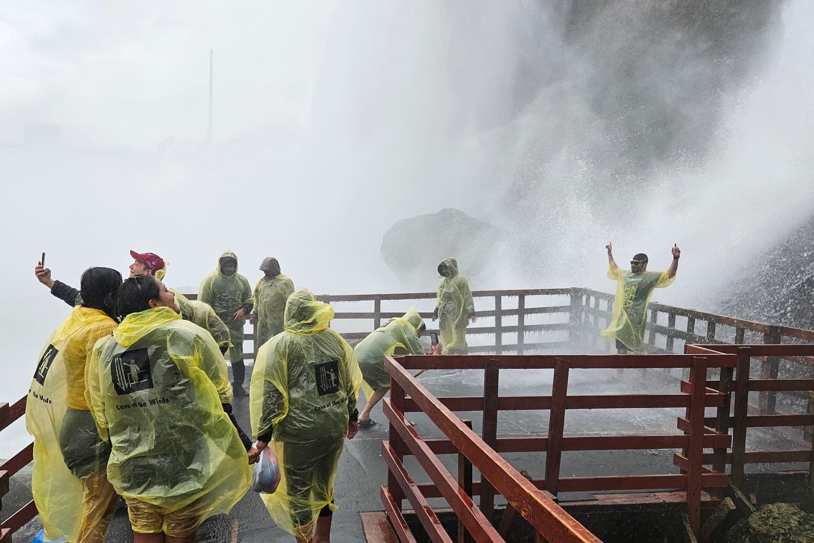 Niagara Falls USA: Cave of the Winds Group Entry Ticket