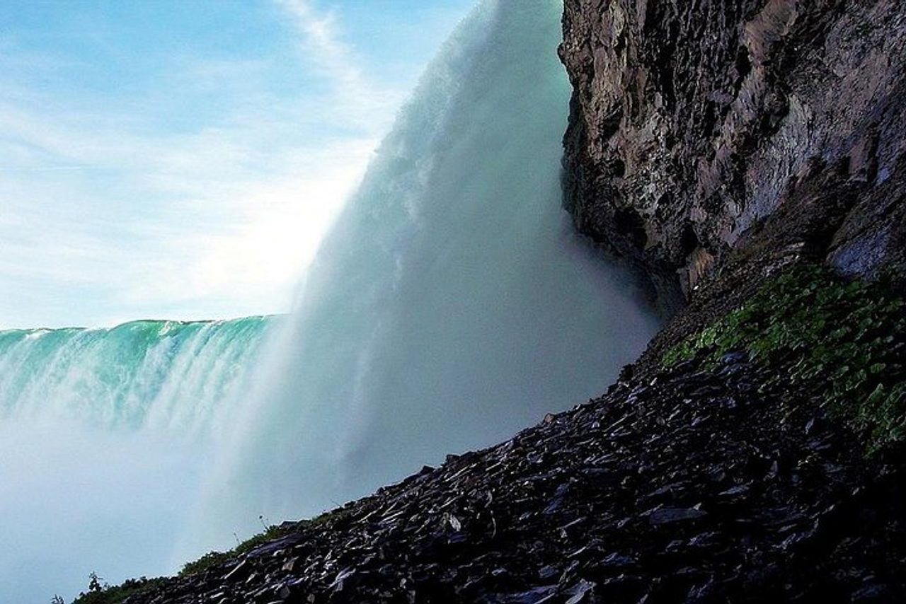 Small-Group Niagara Falls Day Trip 3